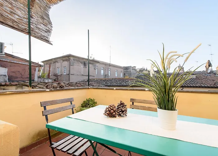 White Terrace Navona Apartment *