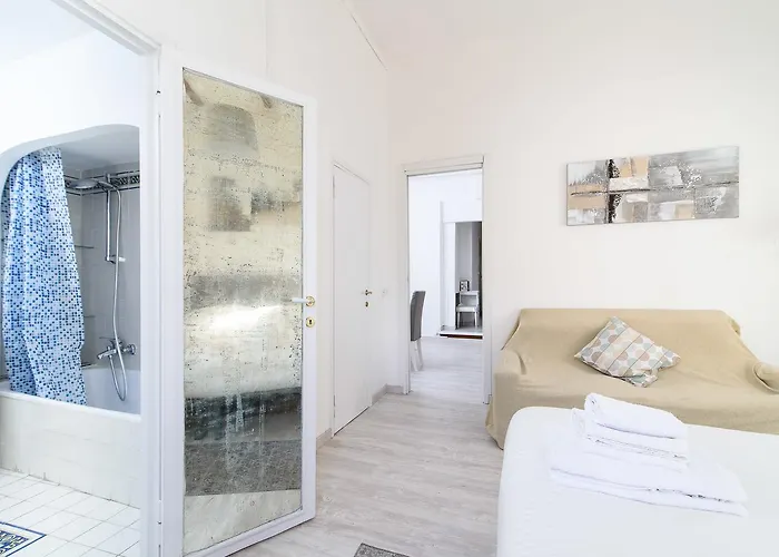 White Terrace Navona Rom